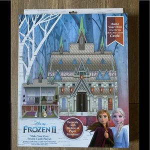 New Sealed Disney Frozen II Make Your Own Frozen Castle Playset Ages 6+
